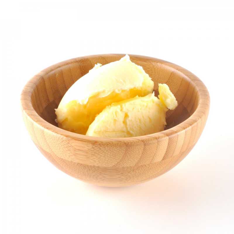 Avokádové máslo se vyrábí z avokádového oleje získaného z jader tohoto ovoce. Regeneruje a hydratuje pokožku. Snadno se roztírá.
Obsahuje řadu vit