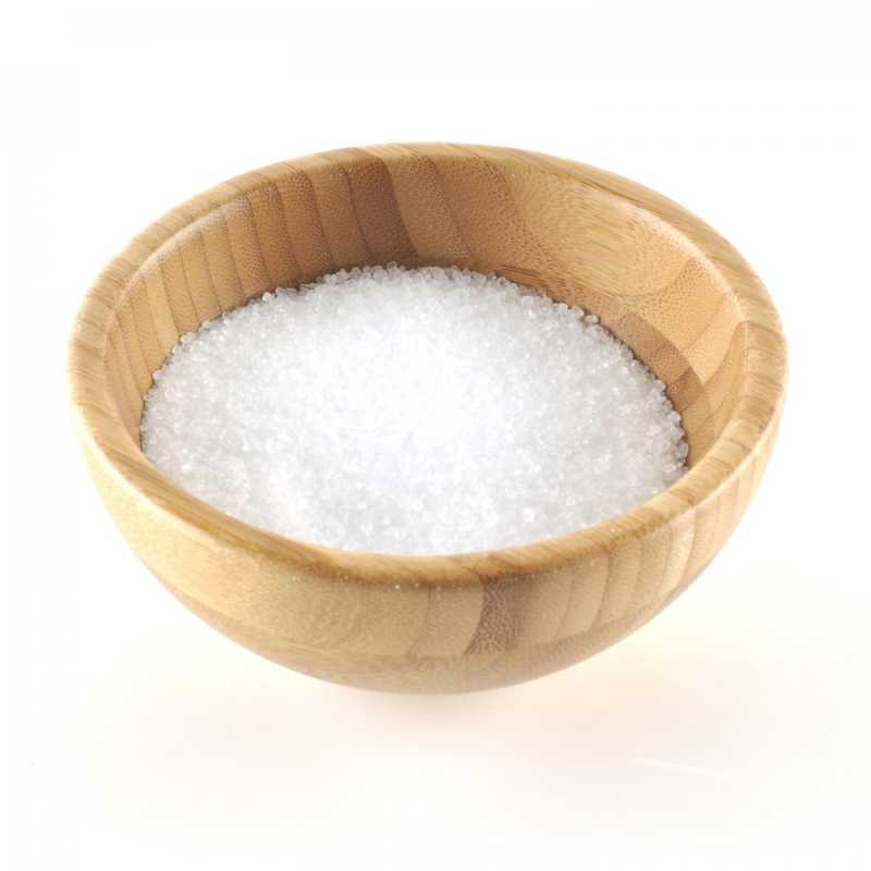 Epsomská sůl je také známá jako hořká sůl nebo síran hořečnatý (heptahydrát - MgSO4 x 7H2O). Skládá se z minerálů hořčíku a síranu, které 