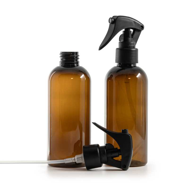 Plastová láhev, hnědá, matný černý pákový rozprašovač, hladká obruč, 200 ml