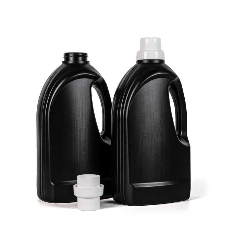 Plastová láhev na aviváž, černá, bílý uzávěr, 1,5 l