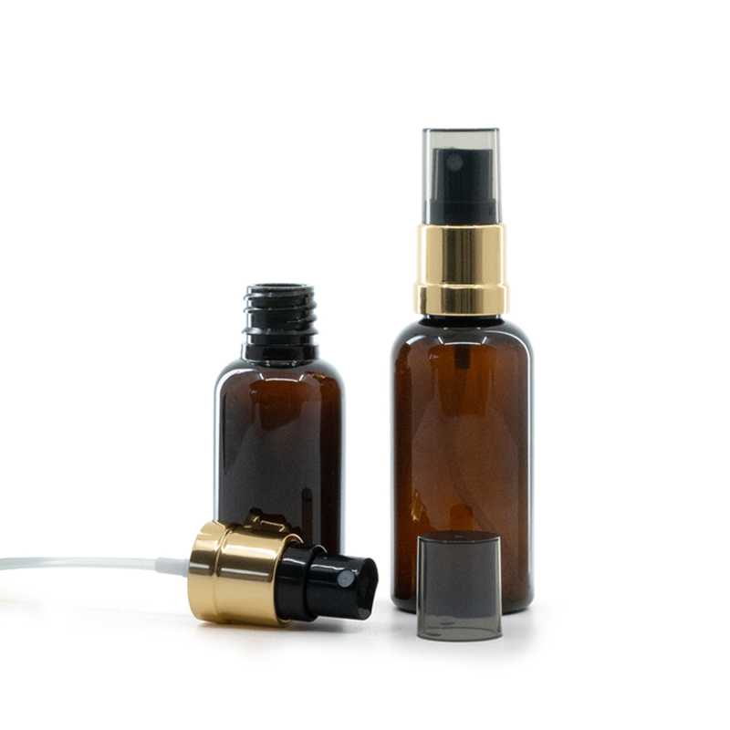 Plastová lahvička, černo-zlatý rozprašovač, dýmový kryt, 30 ml