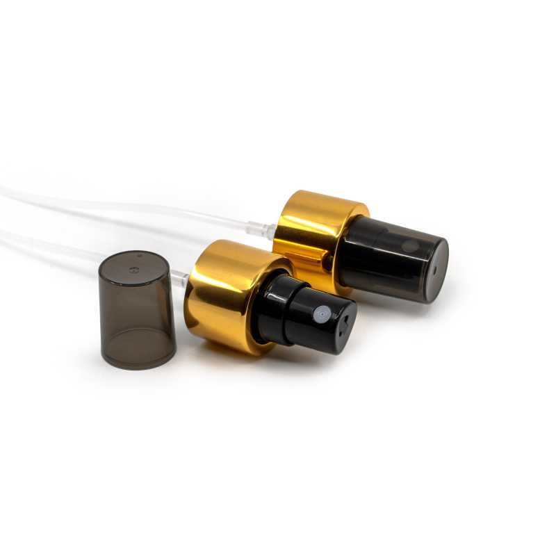 Černý plastový atomizér s kouřovým uzávěrem a zlatým lesklým hrdlem o průměru 24 mm.
Délka trubice je 180 mm.
Upozorňujeme, že zakoupením naš
