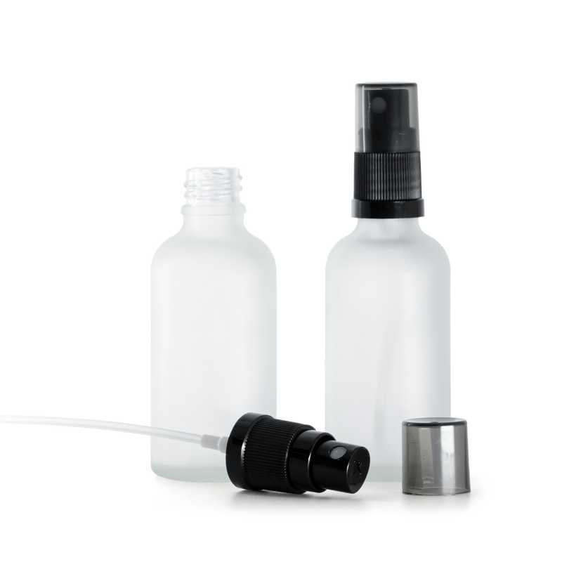 Skleněná lahvička, čirá matná, černý rozprašovač, dýmový kryt, 50 ml