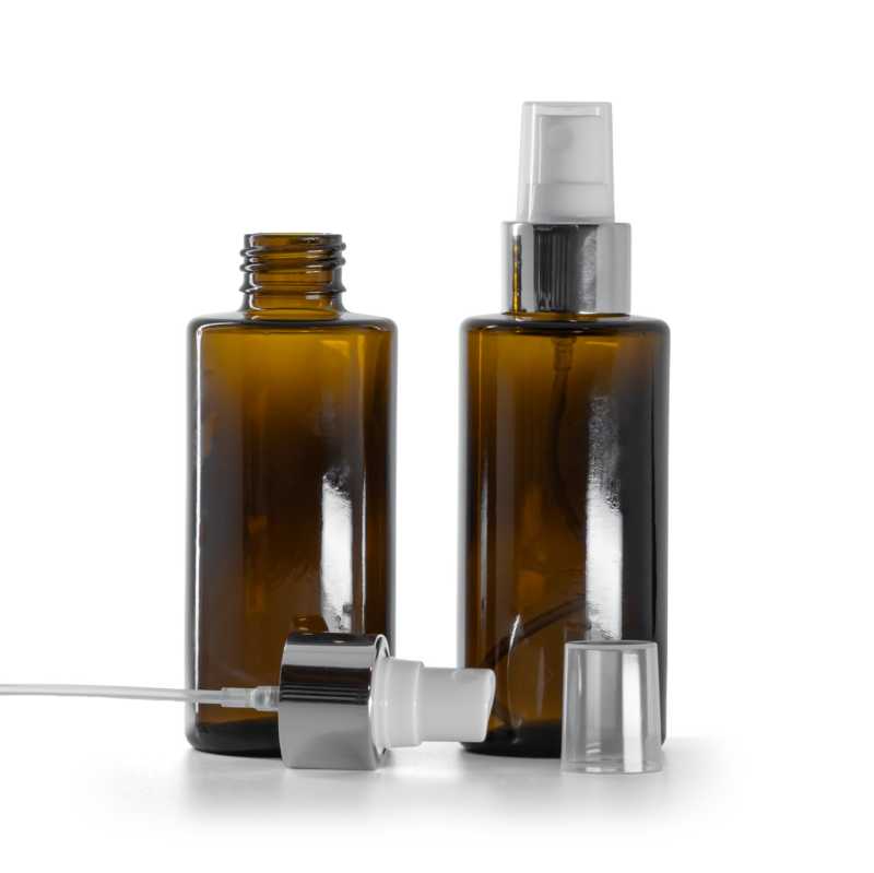 Hnědá skleněná lahvička, rovné hrdlo, 24 mm, bílý rozprašovač s lesklým stříbrným kroužkem, 100 ml