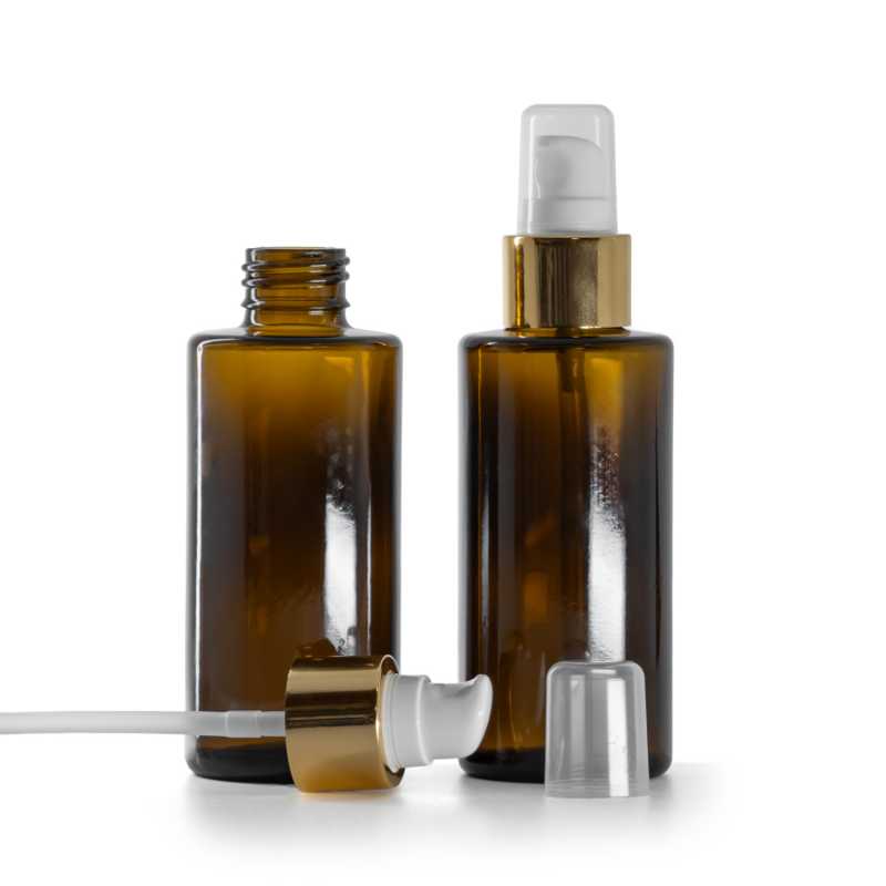 Hnědá skleněná lahvička, rovné hrdlo, 24 mm, bílý dávkovač s krytkou, lesklá zlatá, 100 ml
