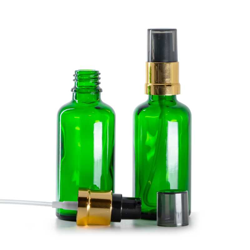 Skleněná lahvička, zelená, černo-zlatý lesklý dávkovač s dýmovým krytem, 50 ml