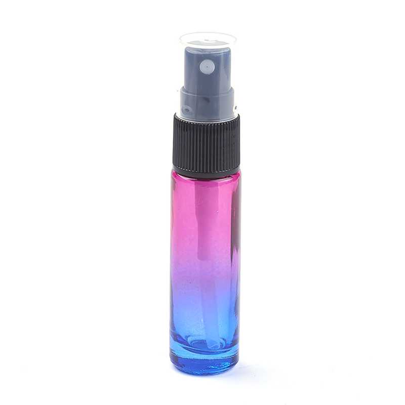 Skleněný atomizér je vyroben ze silného barevného skla. Barevné sklo zabraňuje pronikání UV záření a chrání tak uložený produkt. Je vhodnější
