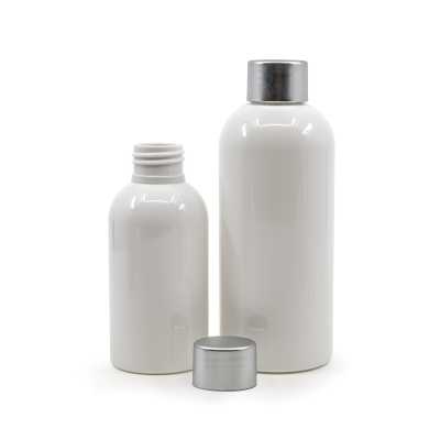 Plastová láhev bílá se stříbrným víčkem, 100 ml
