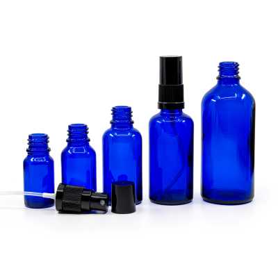 Skleněná lahvička, modrá, černý rozprašovač, černý vršek, 50 ml